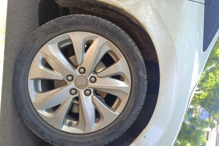 Used Honda Jade 2020 1.8L automatic Comfort version Right Front Wheel Hub