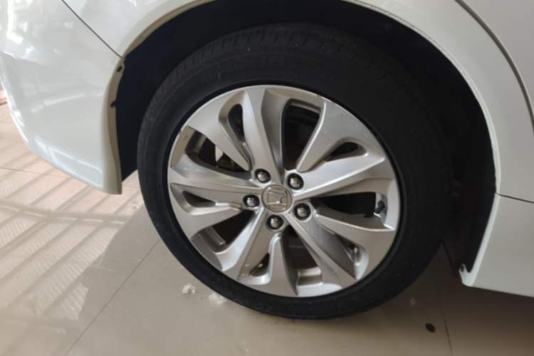 Used Honda Jade 2020 1.8L automatic Comfort version Right Rear Wheel Hub