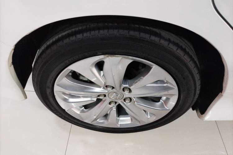 Used Honda Jade 2020 1.8L automatic Comfort version Right Rear Wheel Hub