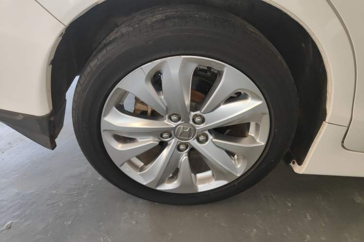 Used Honda Jade 2020 1.8L automatic Comfort version Right Rear Wheel Hub