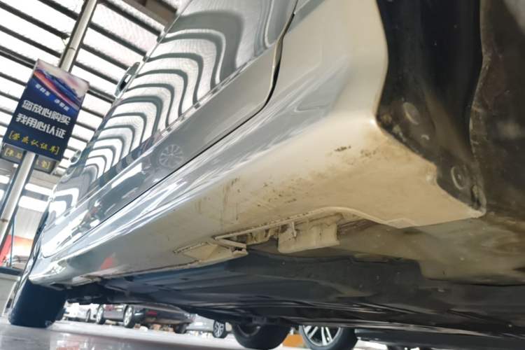 Used Honda Jade 2020 1.8L automatic Comfort version Right Side Sill