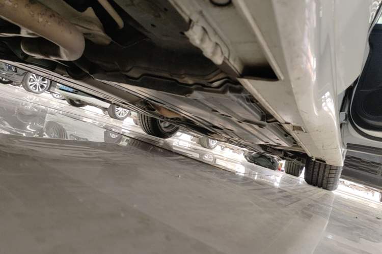 Used Honda Jade 2020 1.8L automatic Comfort version Right Side Sill