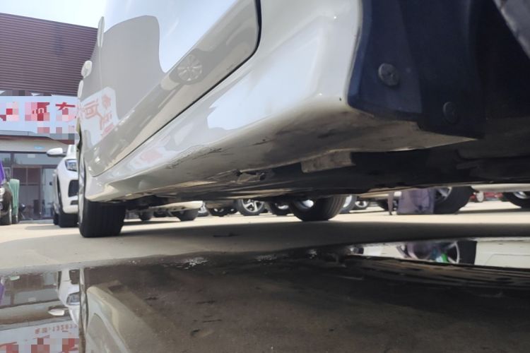Used Honda Jade 2020 1.8L automatic Comfort version Right Side Sill