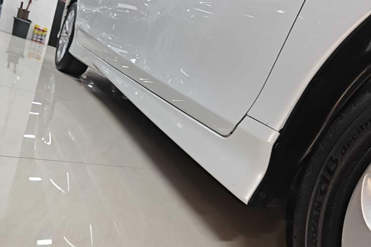 Used Honda Jade 2020 1.8L automatic Comfort version Right Side Sill
