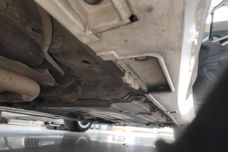 Used Honda Jade 2020 1.8L automatic Comfort version Right Side Sill