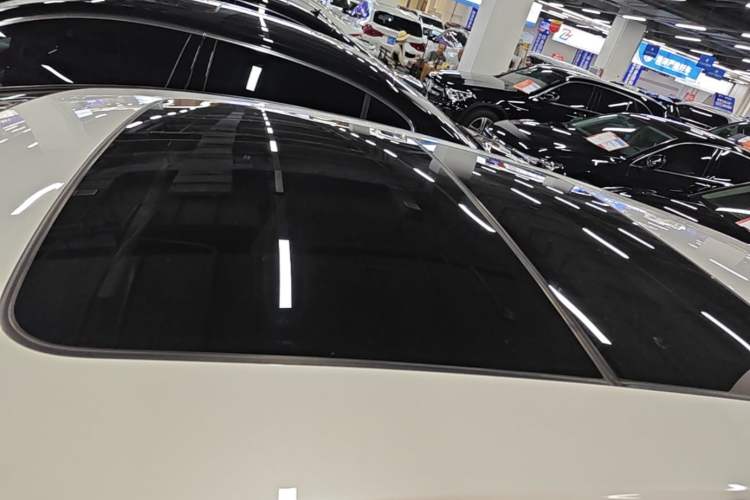 Used Honda Jade 2020 1.8L automatic Comfort version Roof