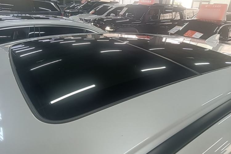Used Honda Jade 2020 1.8L automatic Comfort version Roof