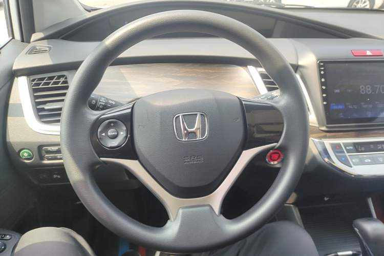 Used Honda Jade 2020 1.8L automatic Comfort version Steering Wheel