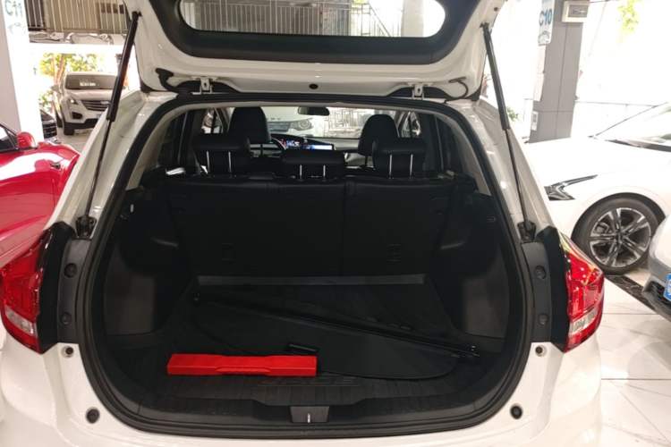 Used Honda Jade 2020 1.8L automatic Comfort version Trunk