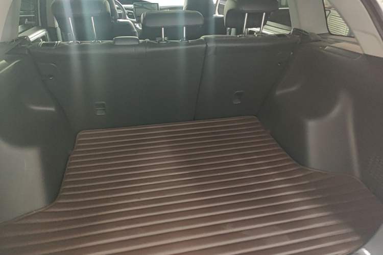 Used Honda Jade 2020 1.8L automatic Comfort version Trunk