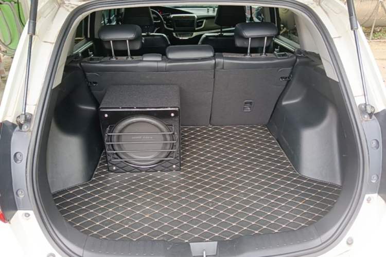 Used Honda Jade 2020 1.8L automatic Comfort version Trunk