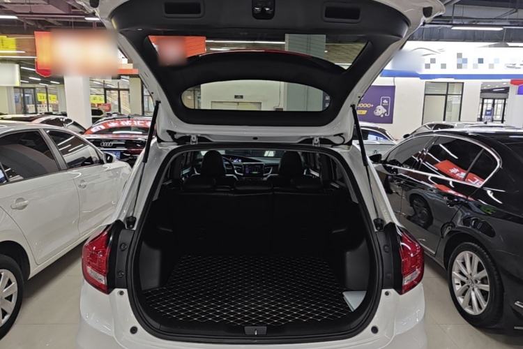 Used Honda Jade 2020 1.8L automatic Comfort version Trunk