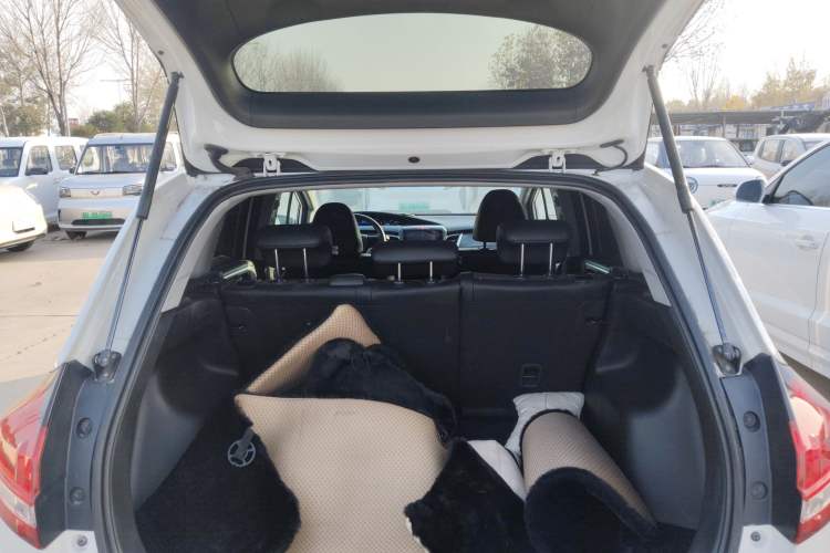 Used Honda Jade 2020 1.8L automatic Comfort version Trunk