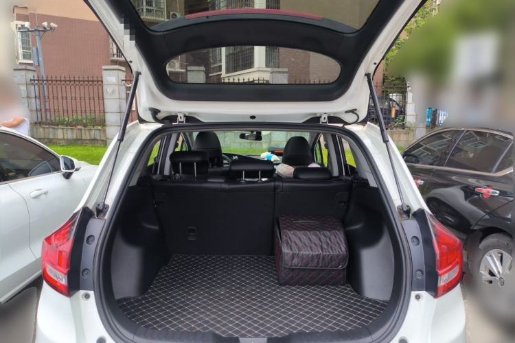 Used Honda Jade 2020 1.8L automatic Comfort version Trunk