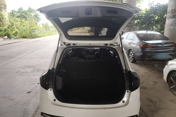 Used Honda Jade 2020 1.8L automatic Comfort version Trunk