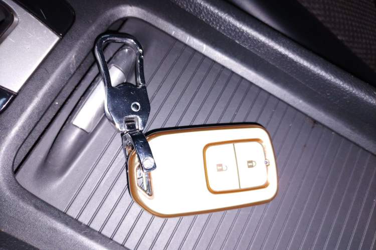 Used Honda Jade 2020 1.8L automatic Comfort version Vehicle Key