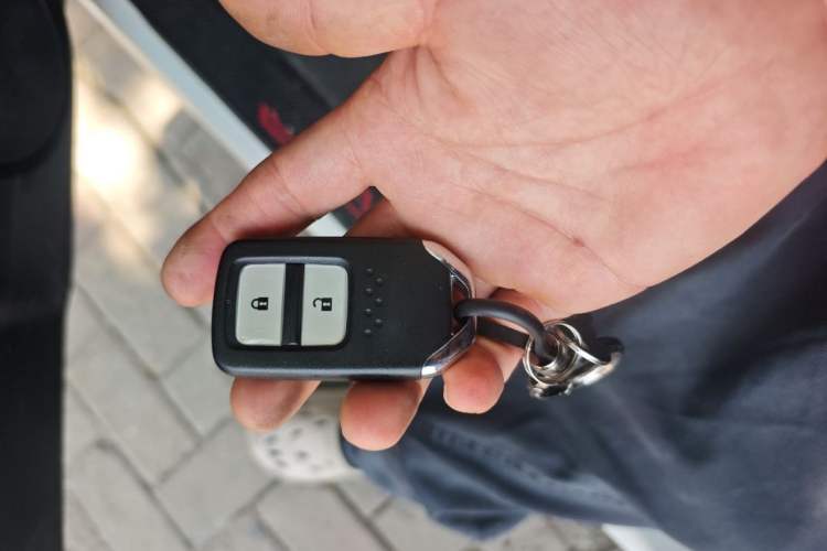 Used Honda Jade 2020 1.8L automatic Comfort version Vehicle Key