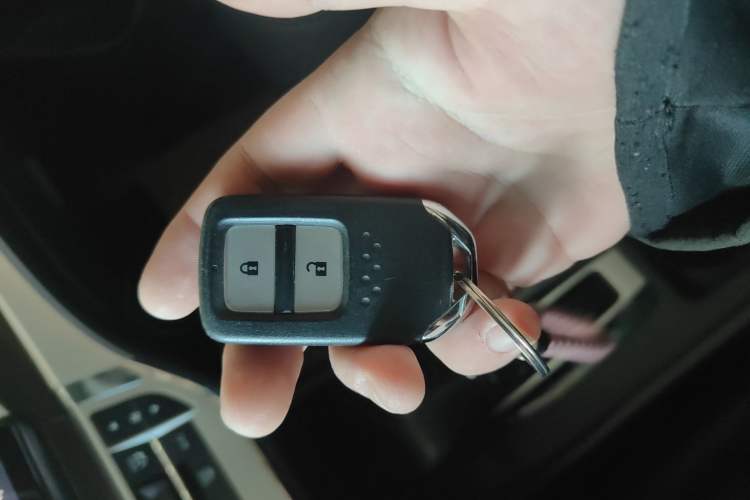 Used Honda Jade 2020 1.8L automatic Comfort version Vehicle Key