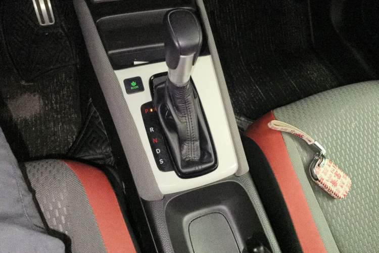 Used Honda LIFE 2021 1.5L CVT SPO-SS Dynamic Edition Gear Lever