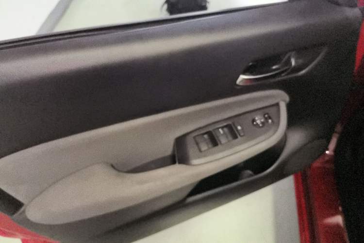 Used Honda LIFE 2021 1.5L CVT SPO-SS Dynamic Edition Interior 7