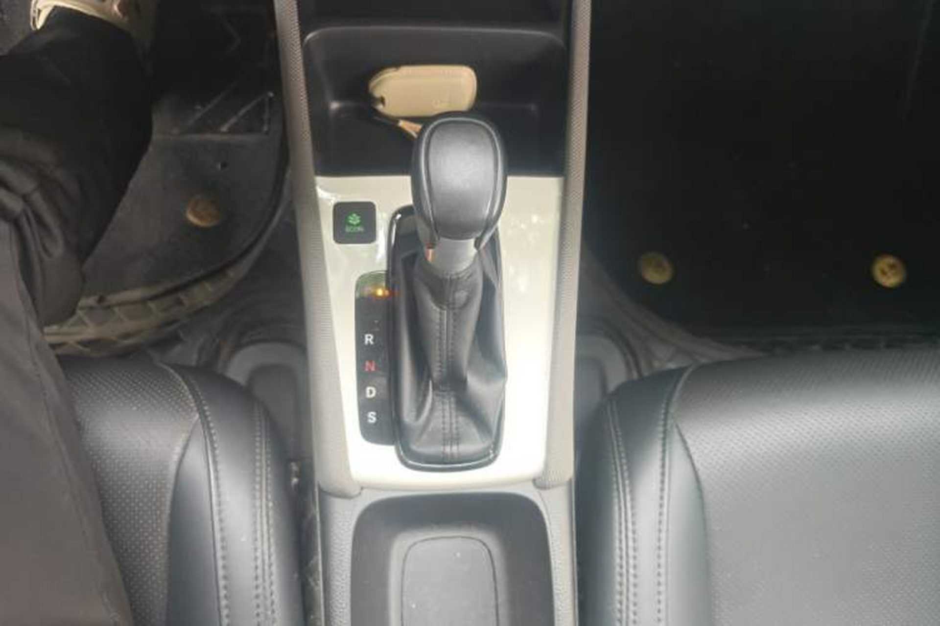 Used Honda LIFE 2021 1.5L CVT SPO-SS Dynamic Edition Gear Lever