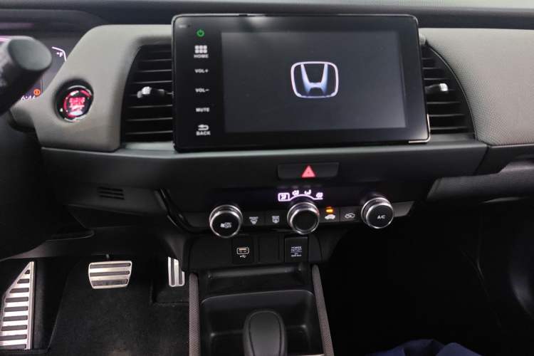 Used Honda LIFE 2021 1.5L CVT SPORT Heartbeat Edition Audio And AC Panel