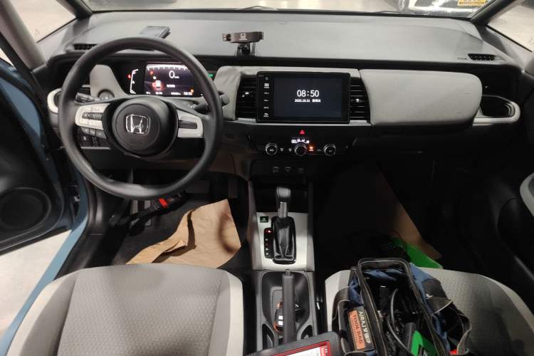 Used Honda LIFE 2021 1.5L CVT CRO-S Fun Edition Center Console