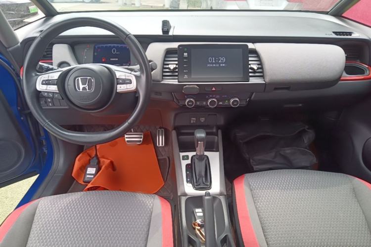 Used Honda LIFE 2021 1.5L CVT SPO-SS Dynamic Edition Center Console