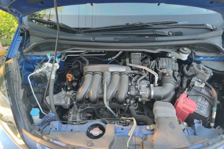 Used Honda LIFE 2021 1.5L CVT CRO-S Fun Edition Engine Bay