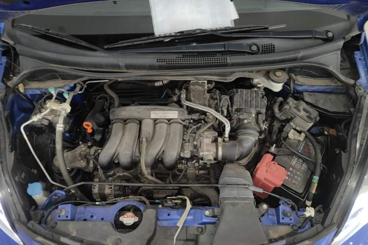 Used Honda LIFE 2021 1.5L CVT SPORT Heartbeat Edition Engine Bay