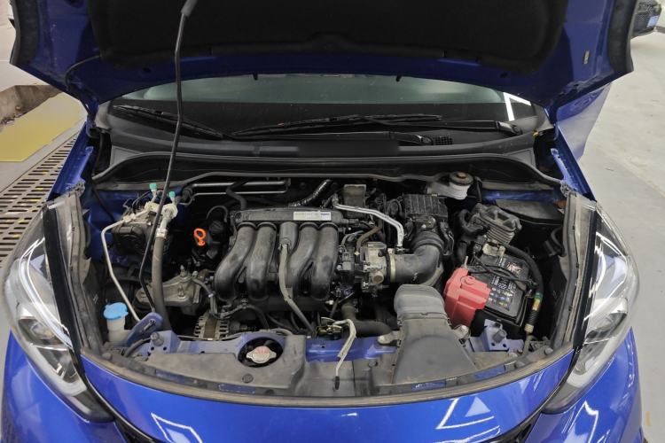Used Honda LIFE 2021 1.5L CVT SPORT Heartbeat Edition Engine Bay