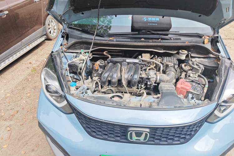 Used Honda LIFE 2021 1.5L CVT CRO-S Fun Edition Engine Bay Right