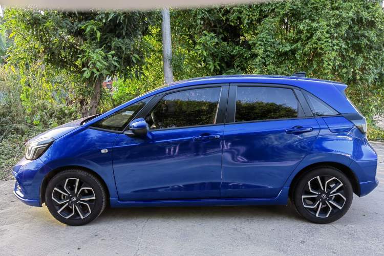 Used Honda LIFE 2021 1.5L CVT SPORT Heartbeat Edition Exterior 3