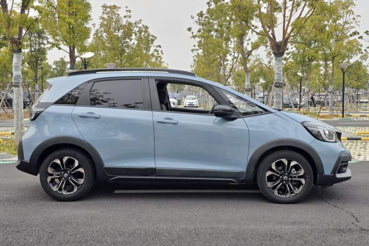 Used Honda LIFE 2021 1.5L CVT CRO-SS Fun Edition Exterior 6