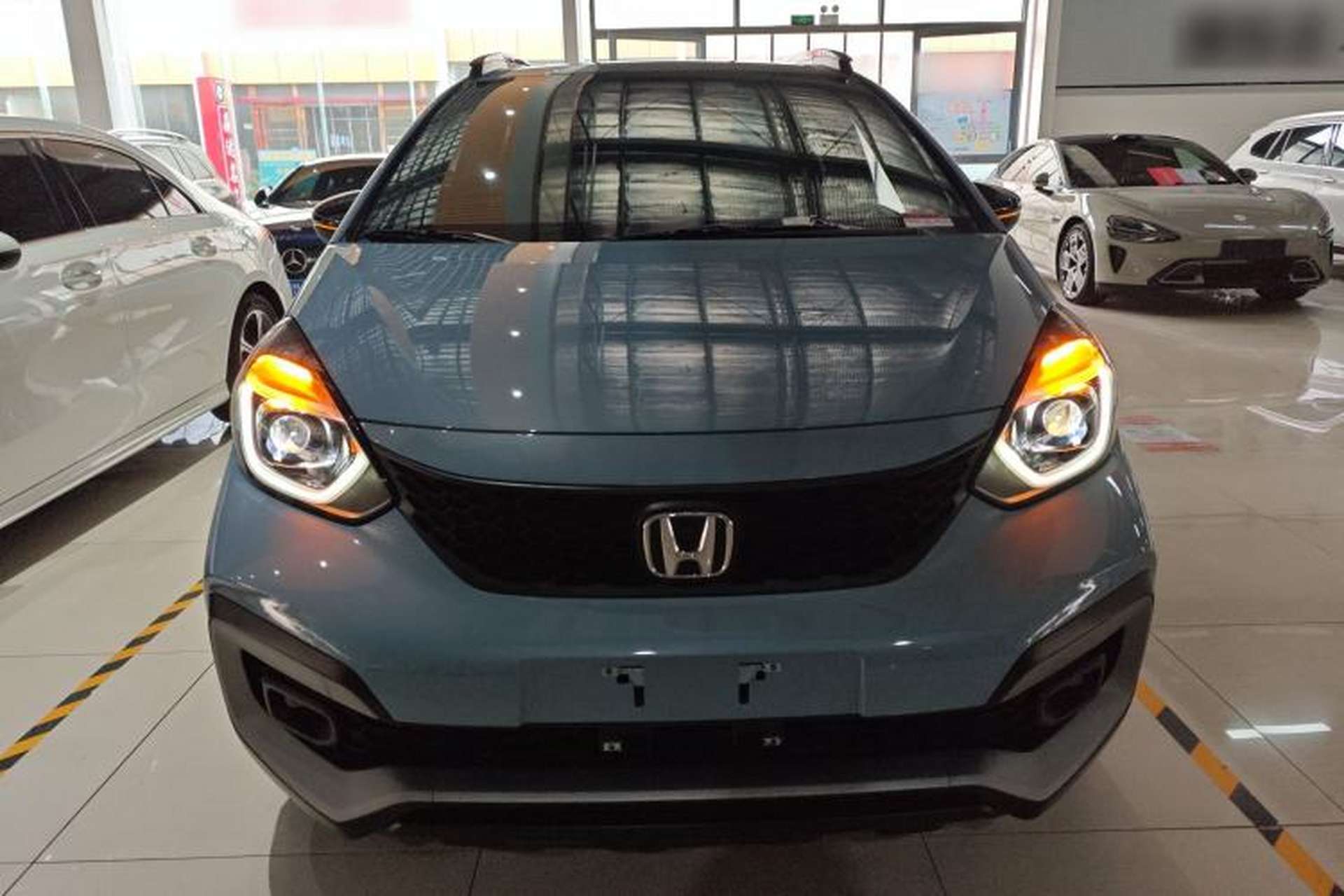Used Honda LIFE 2021 1.5L CVT CRO-SS Fun Edition Front