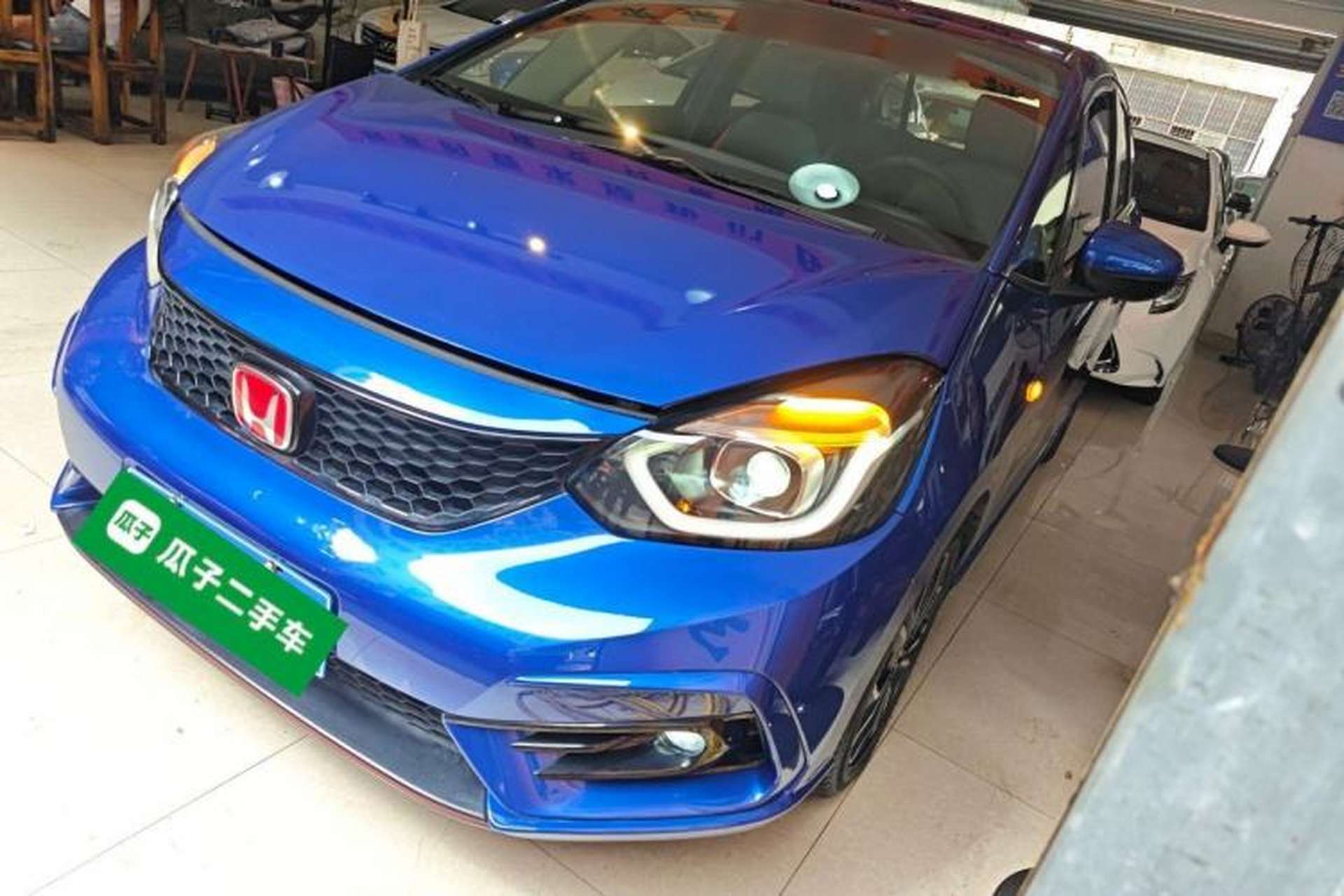 Used Honda LIFE 2021 1.5L CVT SPORT Heartbeat Edition Front Left 45 Deg