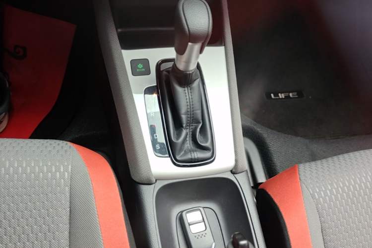 Used Honda LIFE 2021 1.5L CVT SPORT Heartbeat Edition Gear Lever