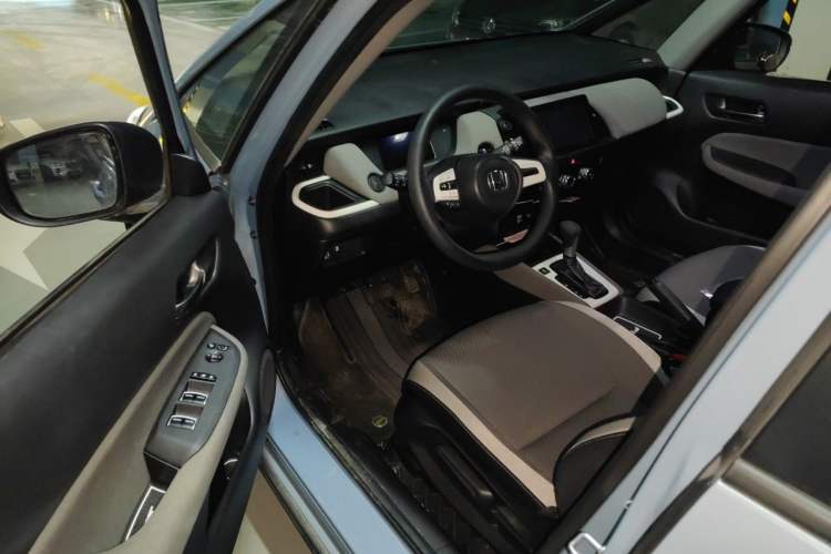 Used Honda LIFE 2021 1.5L CVT CRO-S Fun Edition Interior 3