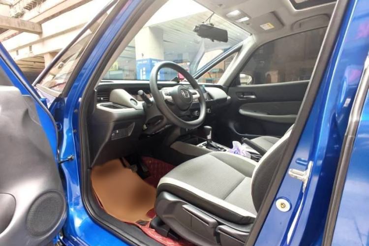 Used Honda LIFE 2021 1.5L CVT CRO-S Fun Edition Interior 3