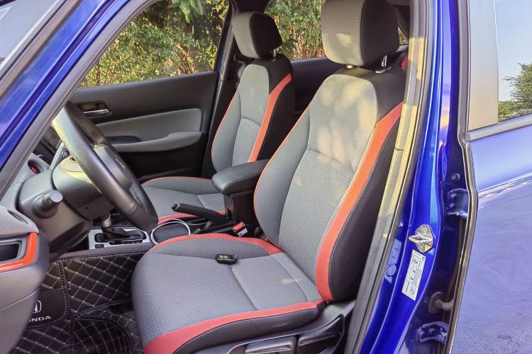 Used Honda LIFE 2021 1.5L CVT SPORT Heartbeat Edition Interior 8