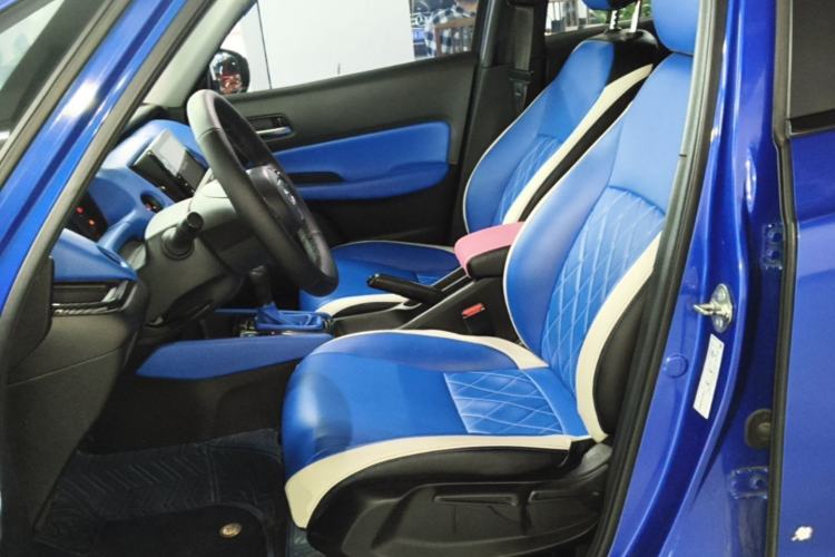 Used Honda LIFE 2021 1.5L CVT CRO-S Fun Edition Left Front Seat