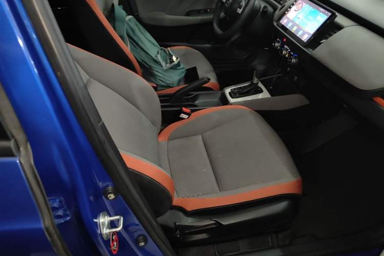 Used Honda LIFE 2021 1.5L CVT SPORT Heartbeat Edition Right Front Seat