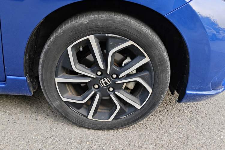 Used Honda LIFE 2021 1.5L CVT SPO-SS Dynamic Edition Right Front Wheel Hub