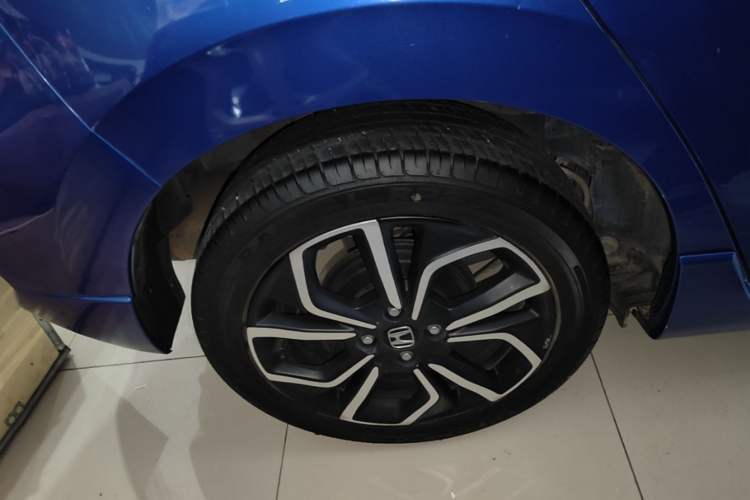 Used Honda LIFE 2021 1.5L CVT SPORT Heartbeat Edition Right Rear Wheel Hub