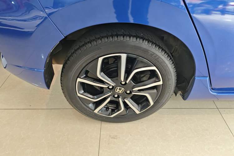 Used Honda LIFE 2021 1.5L CVT SPORT Heartbeat Edition Right Rear Wheel Hub