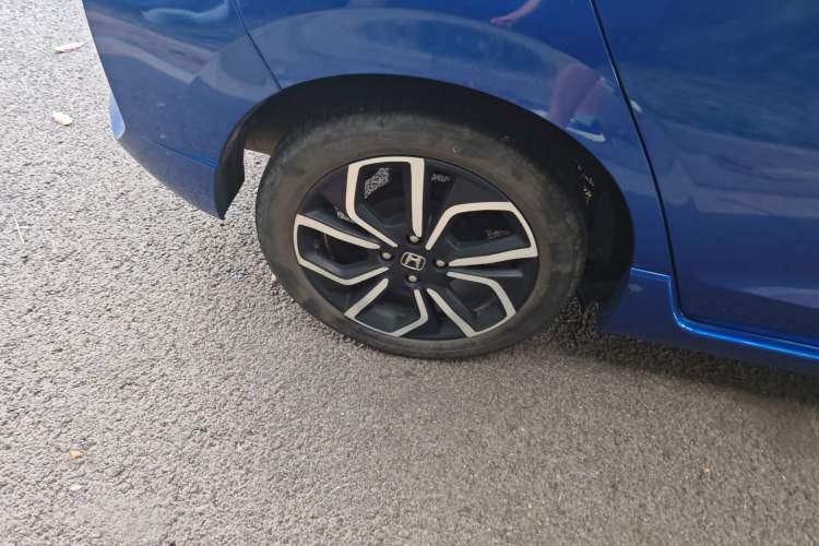 Used Honda LIFE 2021 1.5L CVT SPO-SS Dynamic Edition Right Rear Wheel Hub