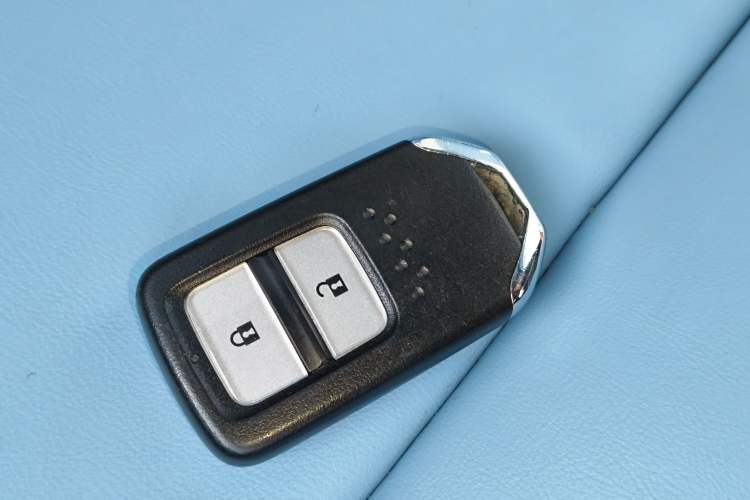 Used Honda LIFE 2021 1.5L CVT SPO-SS Dynamic Edition Vehicle Key