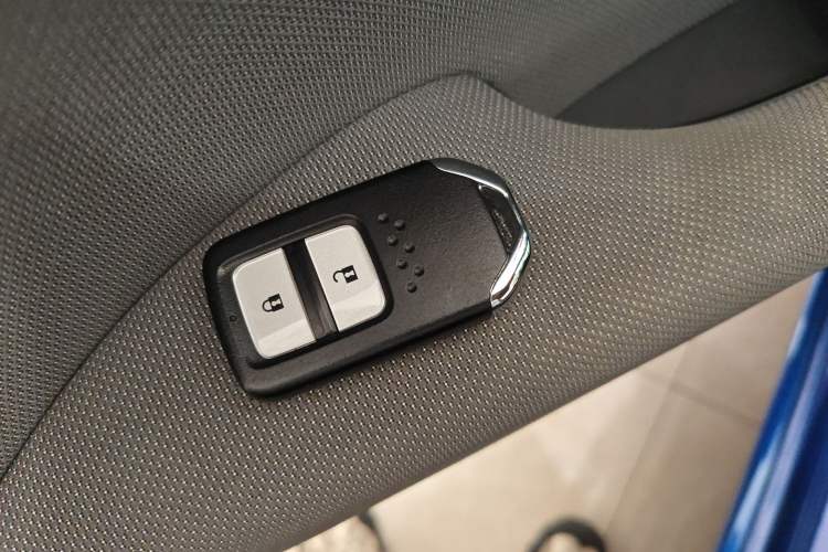 Used Honda LIFE 2021 1.5L CVT SPORT Heartbeat Edition Vehicle Key