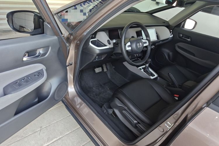 Used Honda LIFE 2021 1.5L CVT CRO-S Fun Edition Driver Seat
