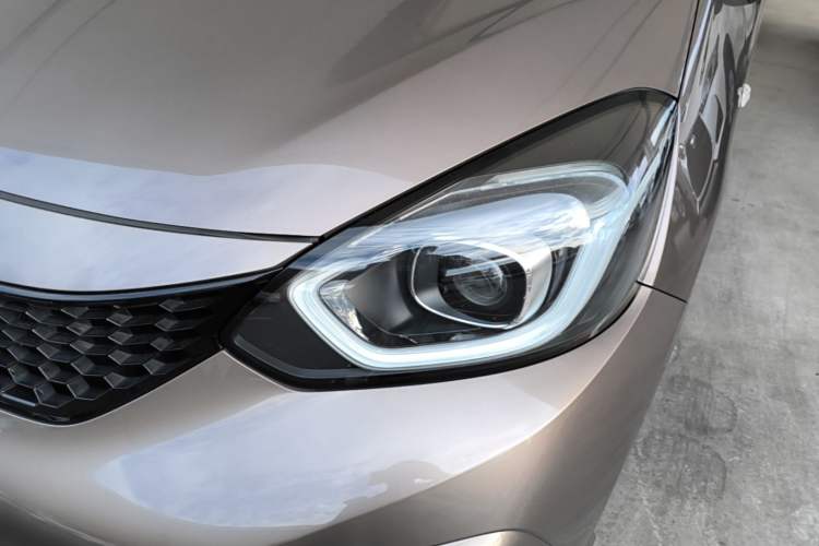 Used Honda LIFE 2021 1.5L CVT SPORT Heartbeat Edition Left Front Headlight